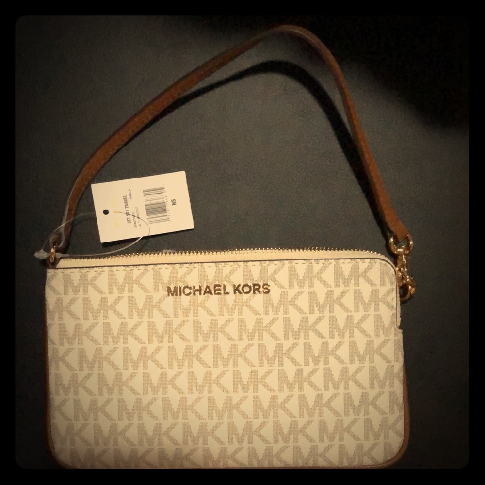 Michael Kors wristlet (NEW WITH TAG)